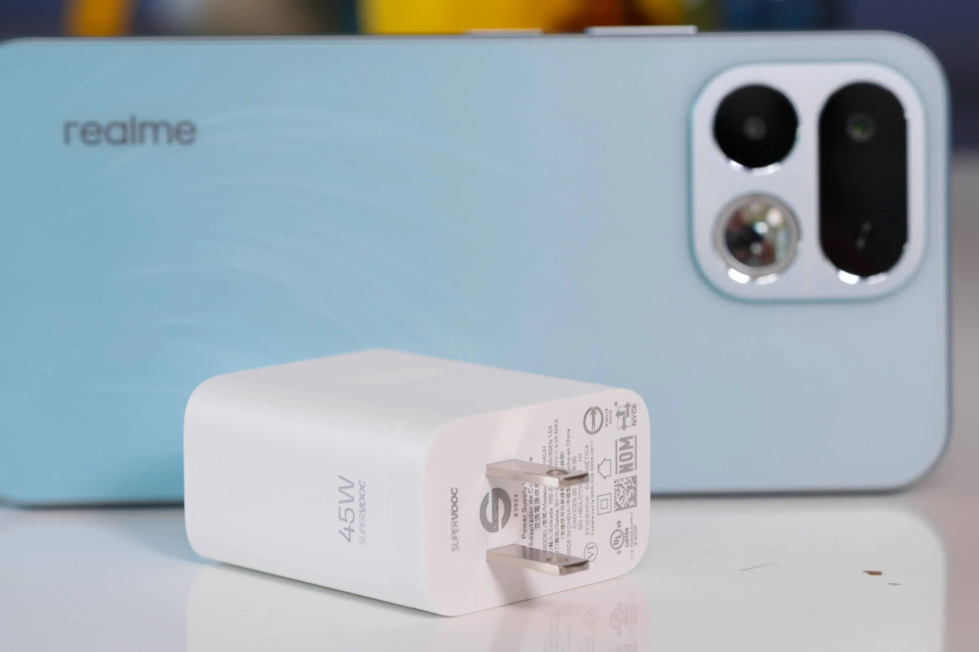 Vår Realme 16T batterilevetid og ladetest er utført