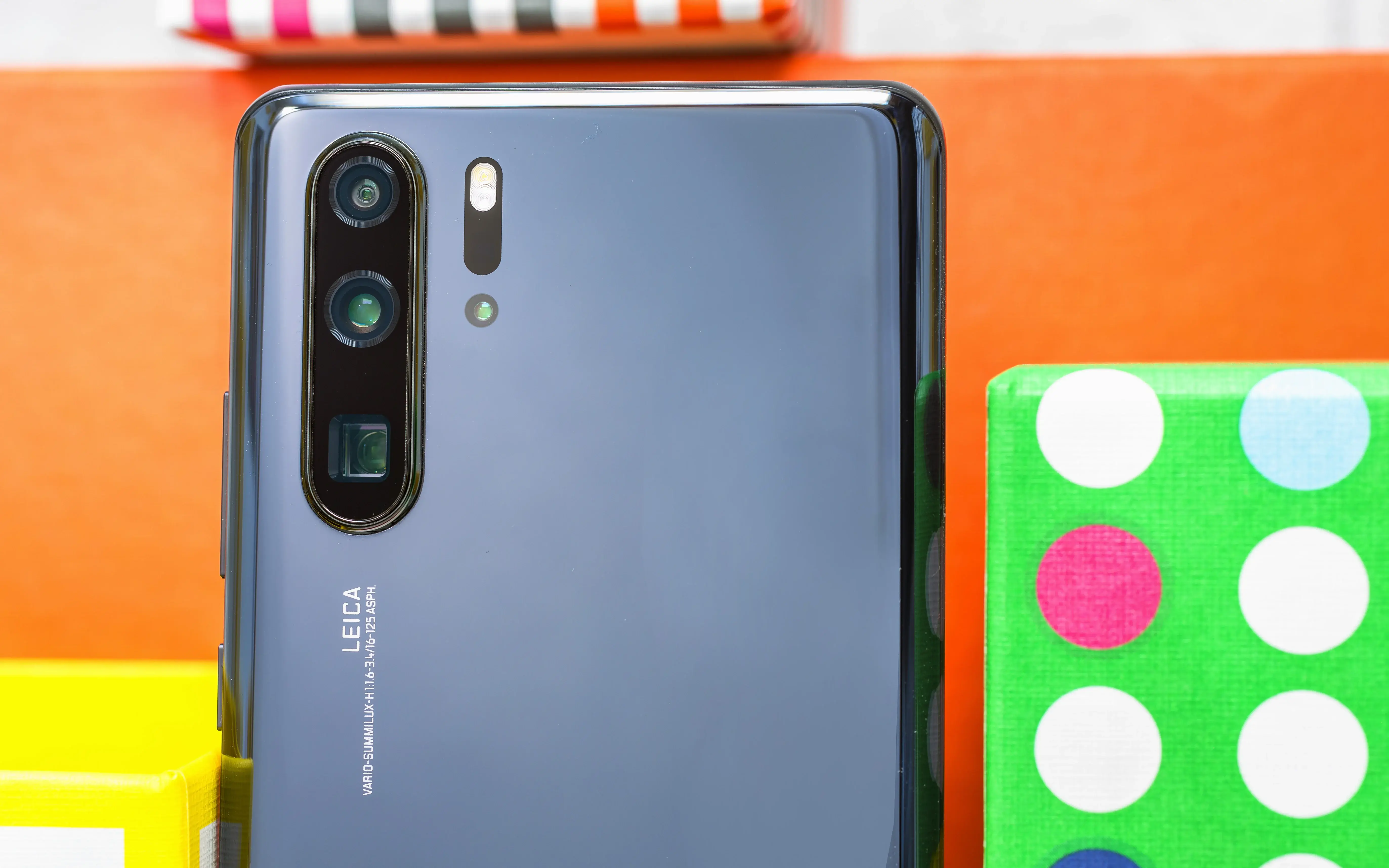 Huawei P30 Pro、最新のソフトウェアアップデートでデュアルビューカメラモードのロックを解除