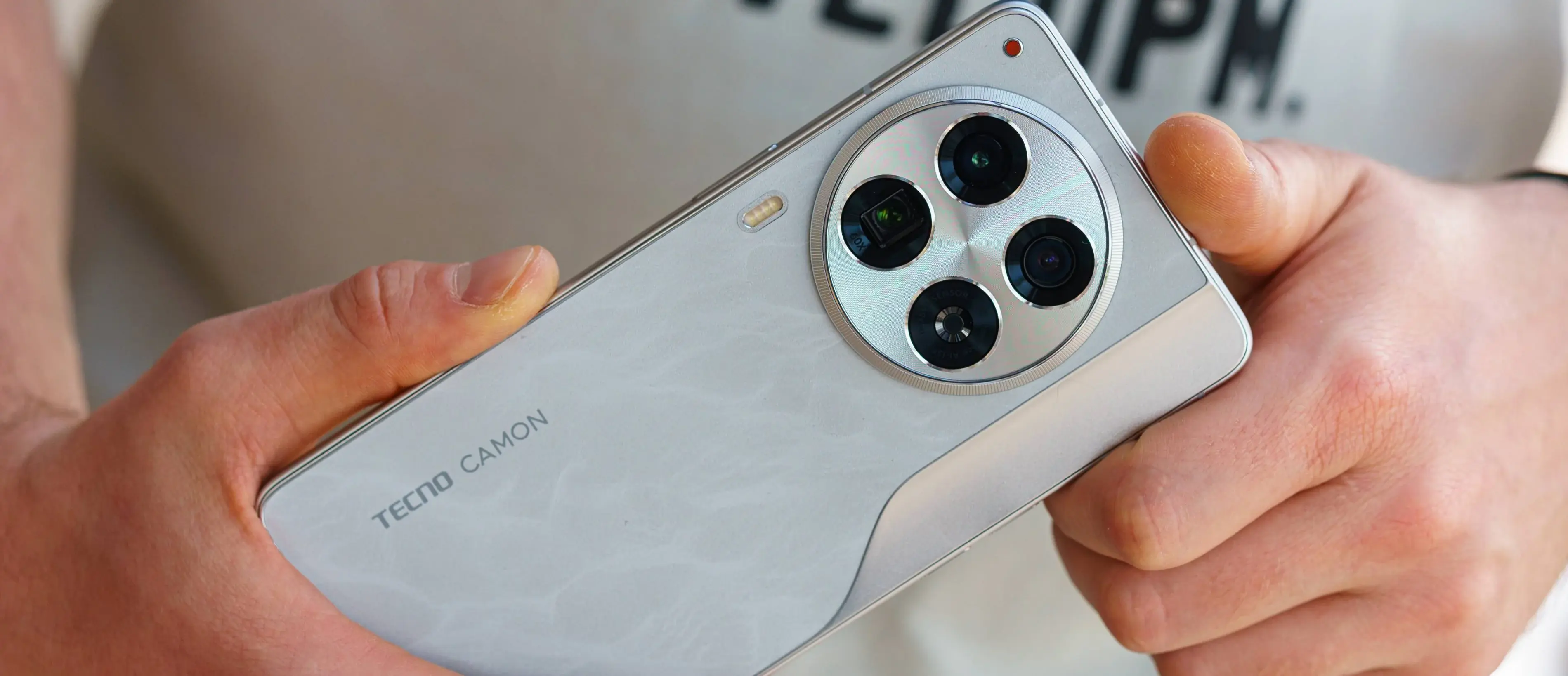 مراجعة Tecno Camon 30 Premier: هل هذا هو هاتف الكاميرا المثالي؟