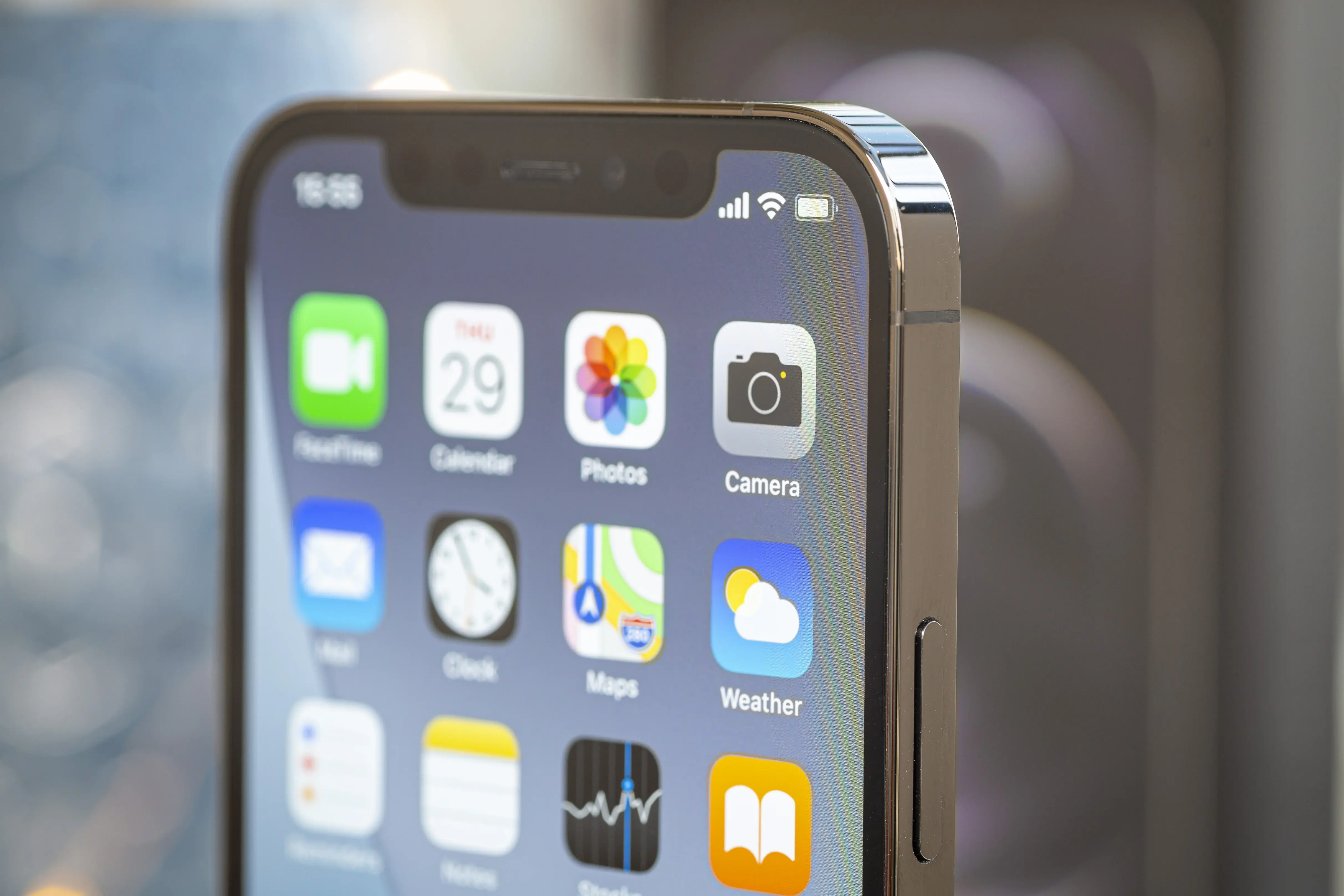 Apple iPhone 14: Ogromna aktualizacja przedniego aparatu wreszcie dodaje autofokus