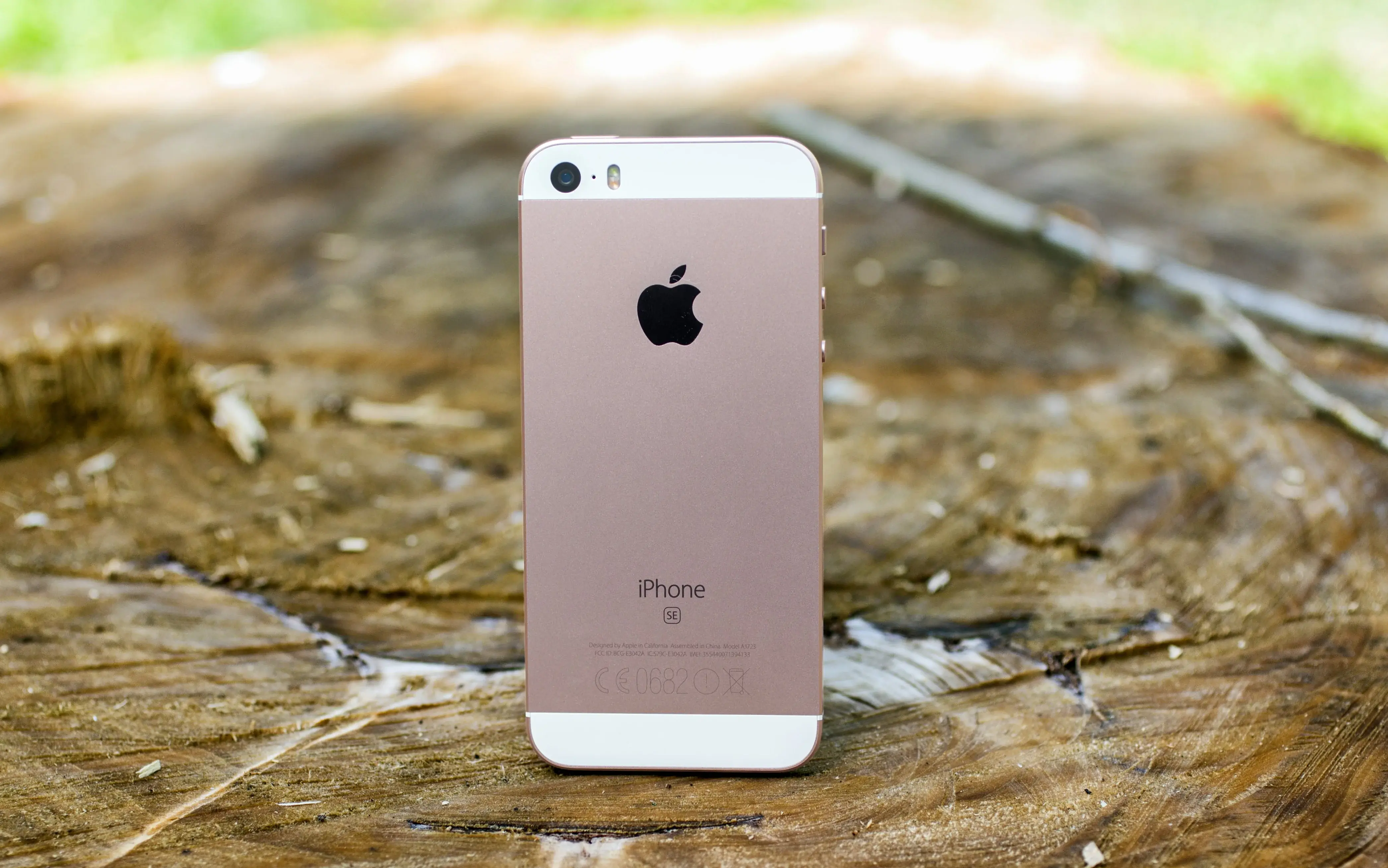 £199.99에 리퍼브 Apple iPhone SE를 구매하세요
