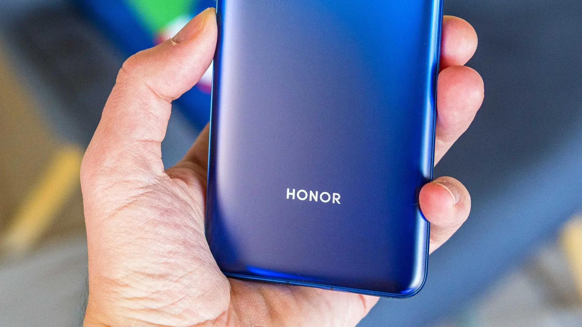 Honor, Google 서비스를 갖춘 새로운 스마트폰 시리즈 출시 계획