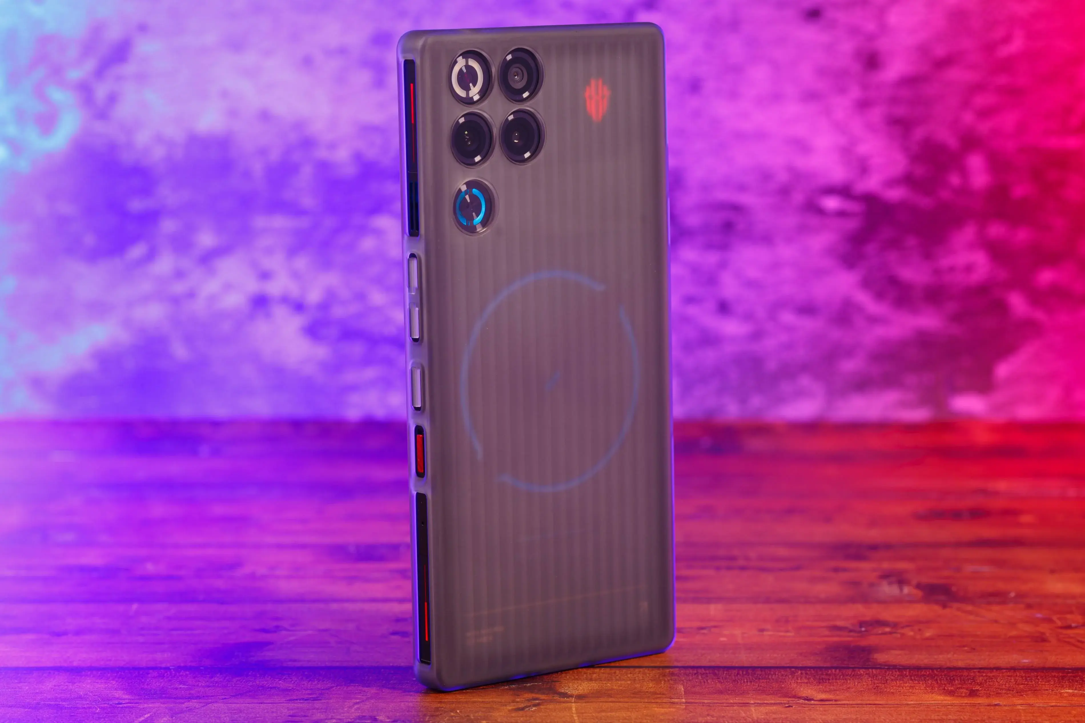 I telefoni RedMagic sono stati ufficialmente confermati per ricevere il sistema operativo RedMagic 12 basato su Android 17