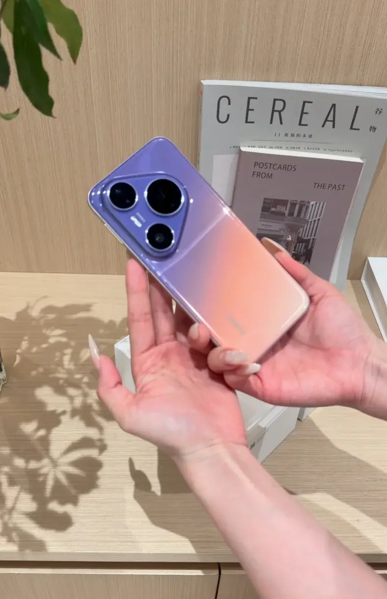 Huawei Pura 90 Plusのハンズオンライブ画像