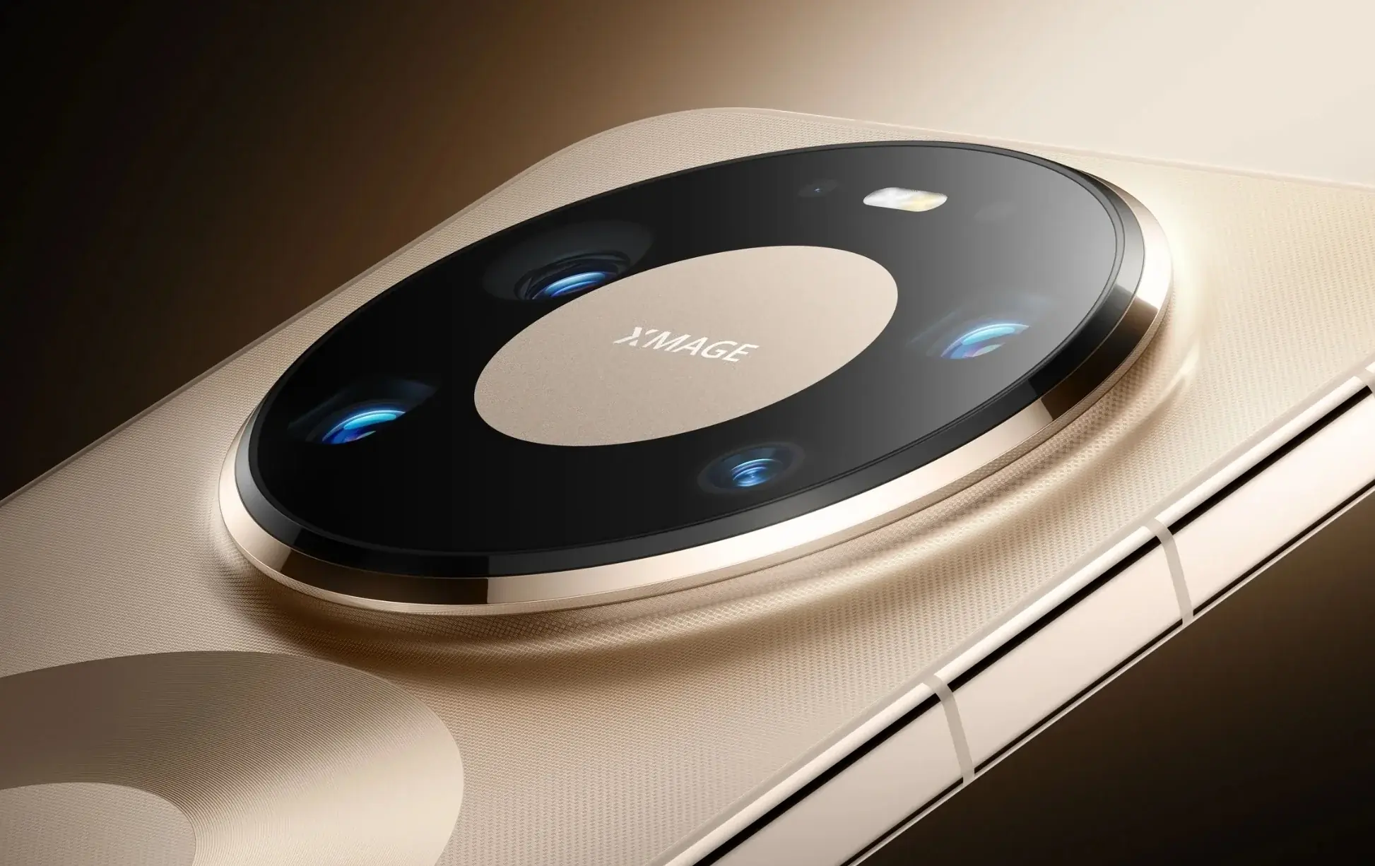 Huawei Mate 80 Pro Max wordt geleverd met een quad-camera-opstelling aan de achterzijde. Huawei Mate 80 Pro Max wordt geleverd met een quad-camera-opstelling aan de achterzijde.