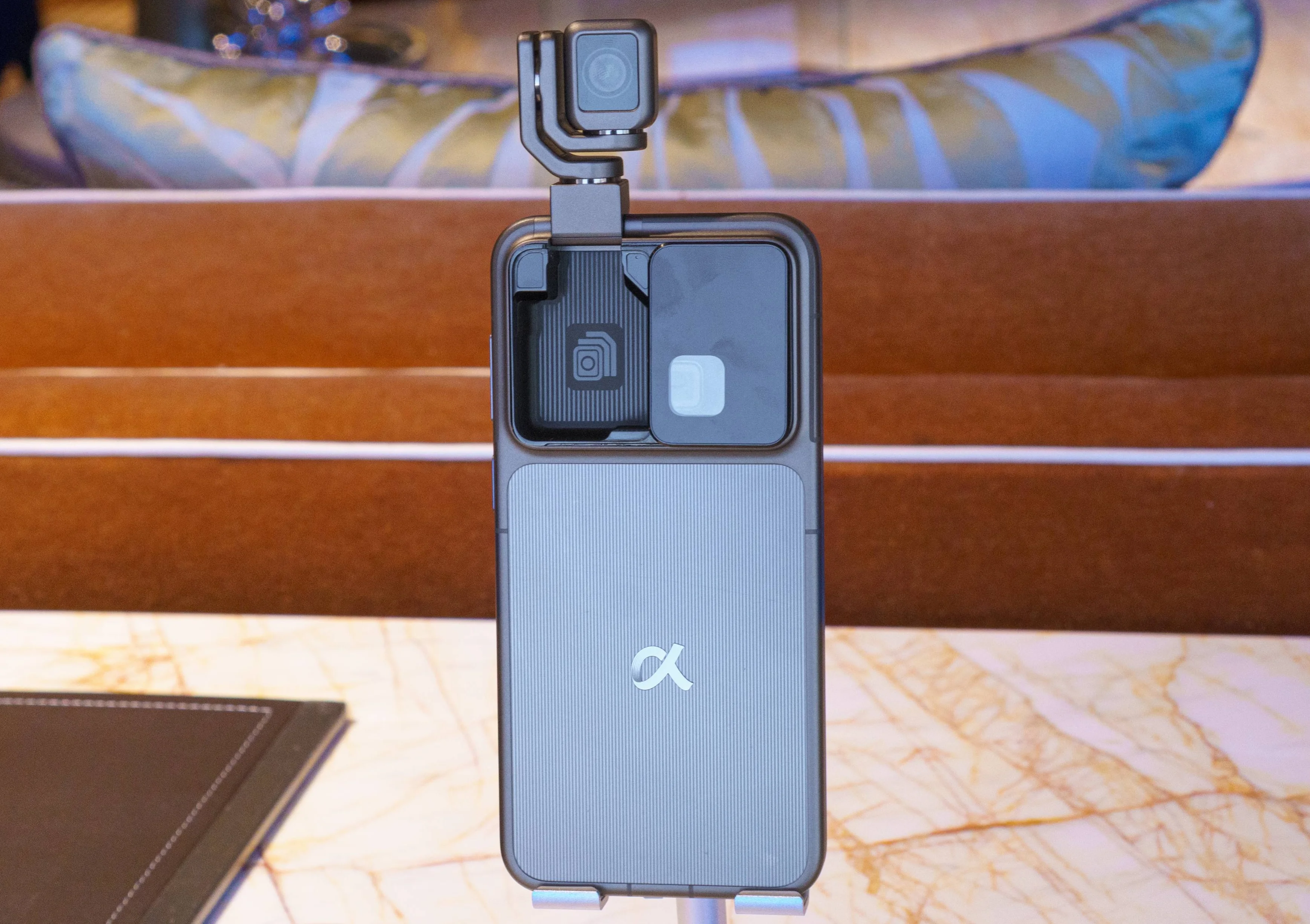 Wyciek kluczowych specyfikacji Honor Robot Phone