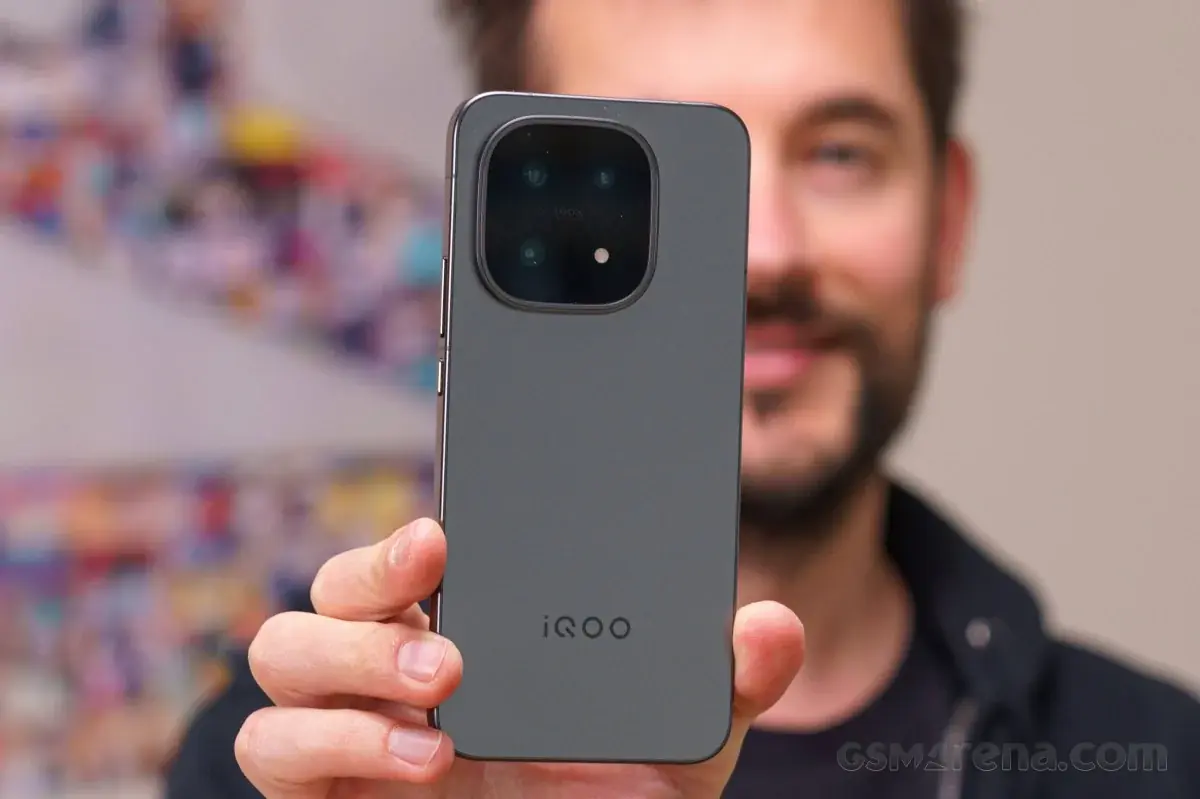 Zestaw iQOO 15T i Pad6 Pro ukaże się w maju ze względu na wyciek kluczowych specyfikacji