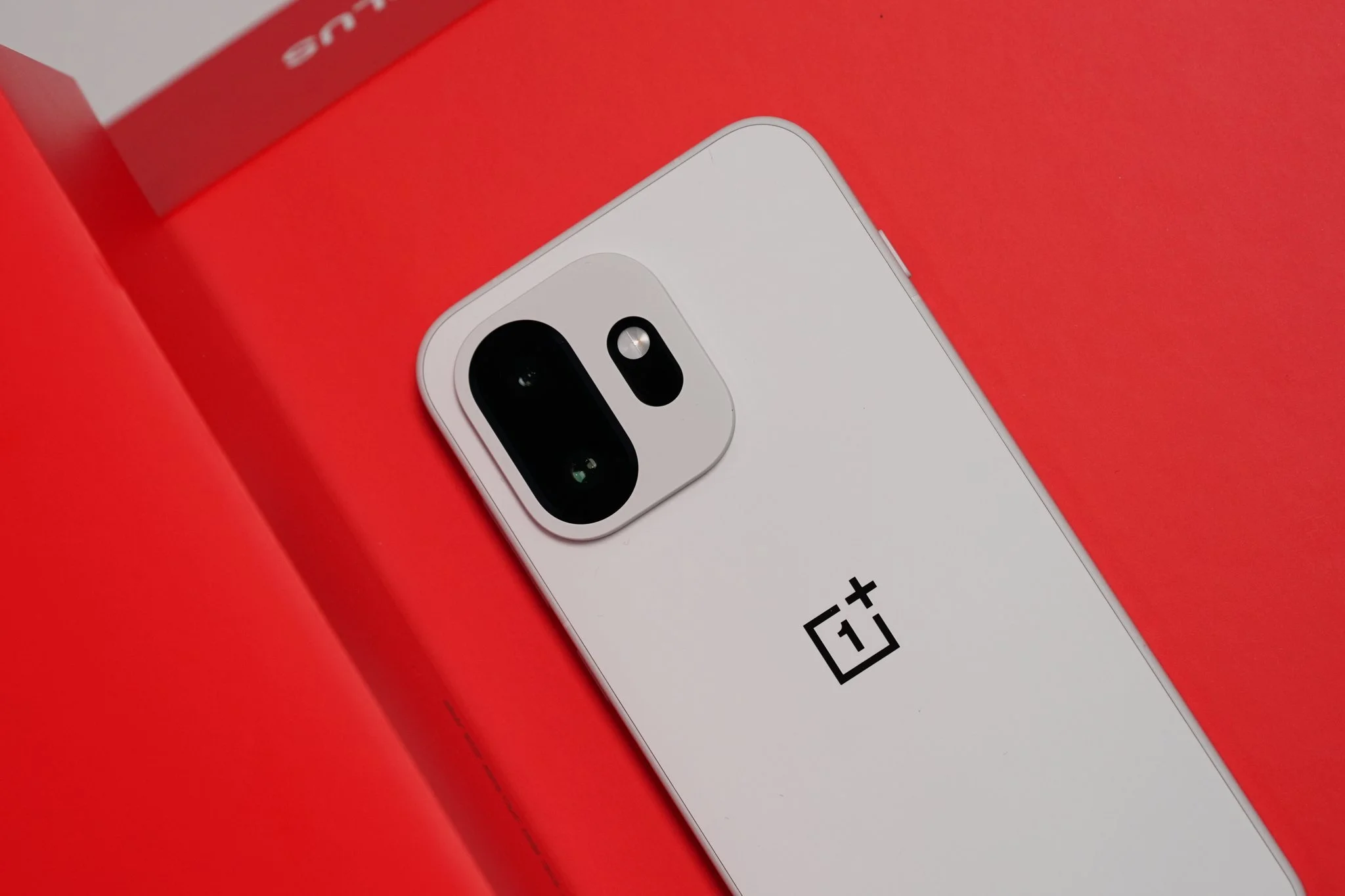 Meer OnePlus 15T-afbeeldingen