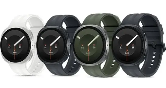 Galaxy Watch9 в размерах 40 и 44 мм (Фото: Эван Бласс) Galaxy Watch9 в размерах 40 и 44 мм (Фото: Эван Бласс)