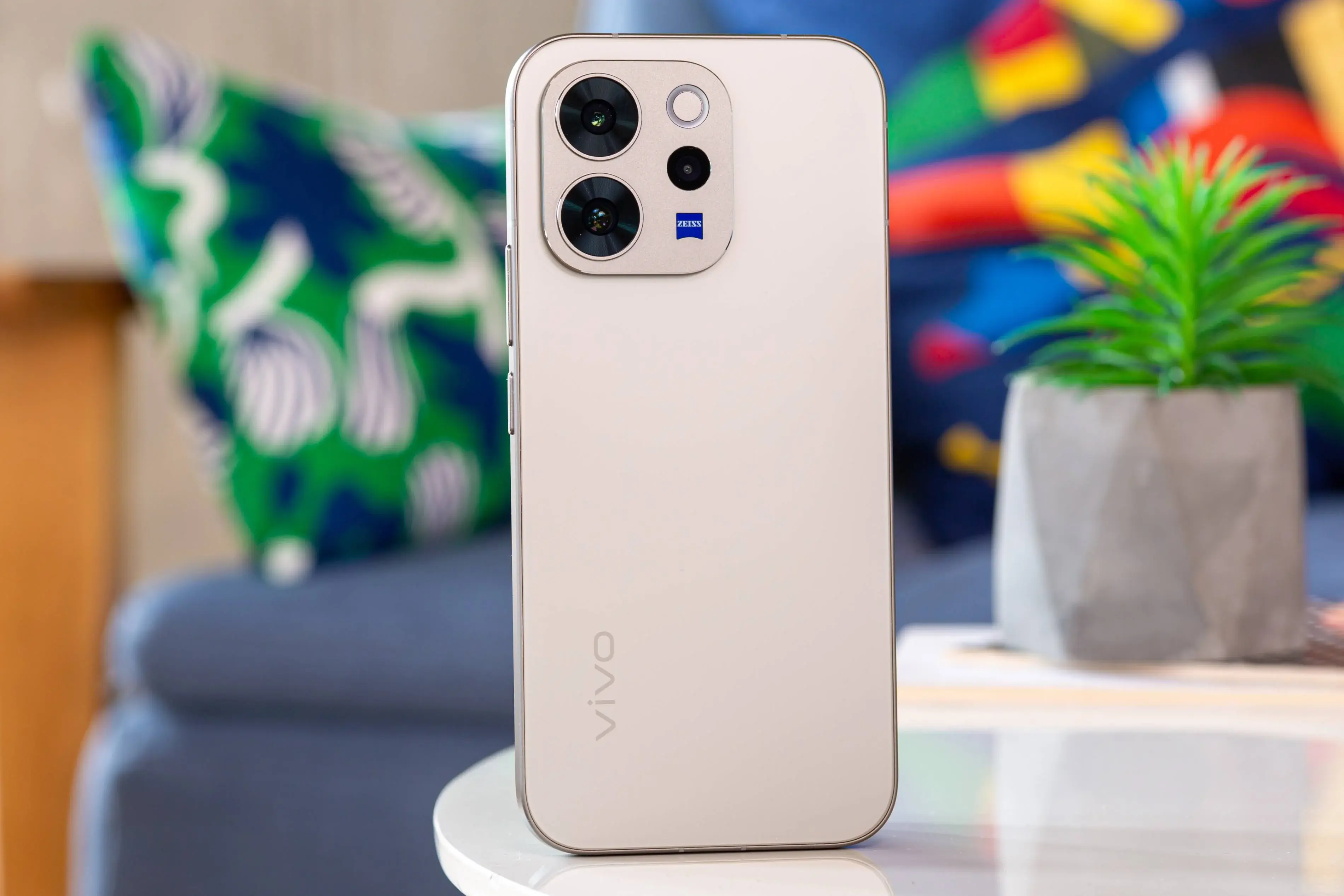 vivo V80 泄露，电池容量、相机规格和发布日期曝光