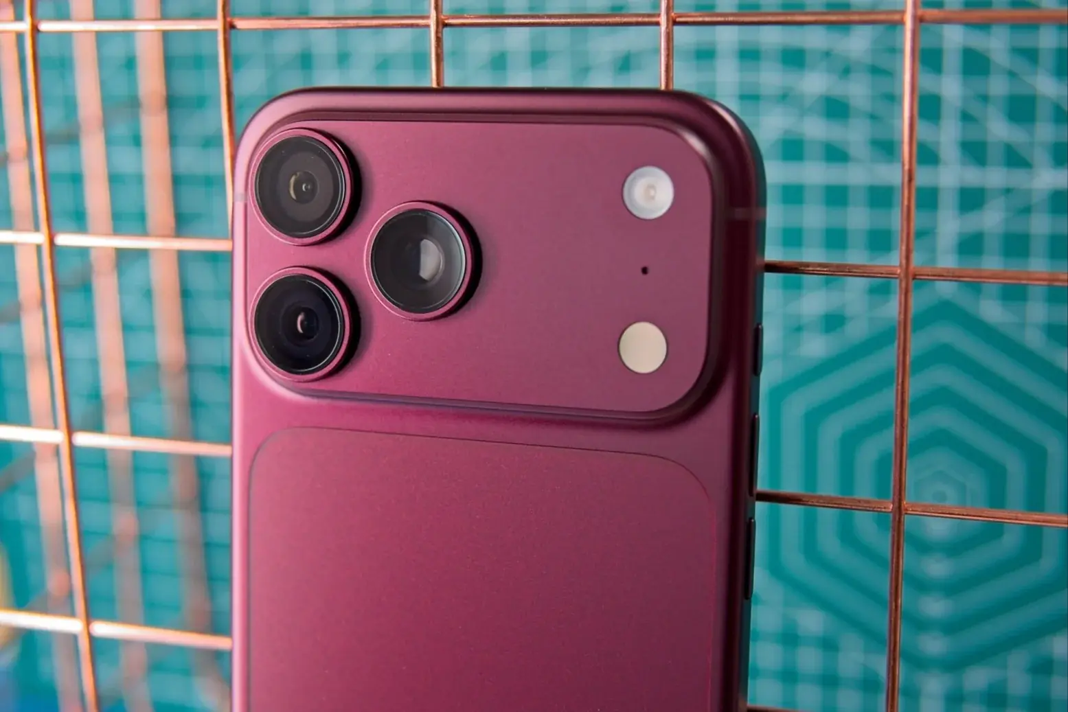 L'iPhone 18ProMax di Apple arriva per la revisione