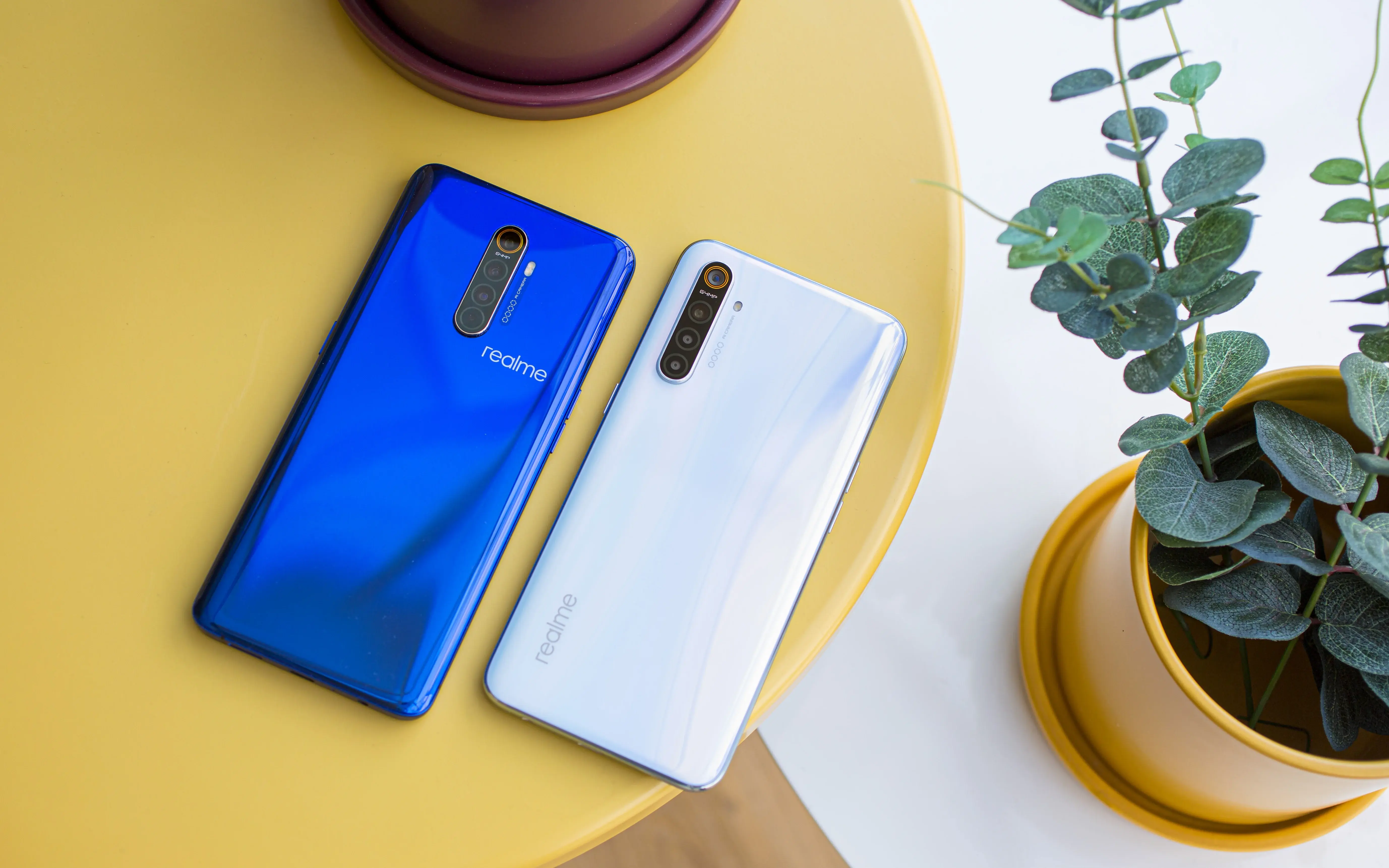 Realme X2 및 X2Pro는 최신 업데이트에서 12월 보안 패치 및 다크 모드 토글을 출시합니다.