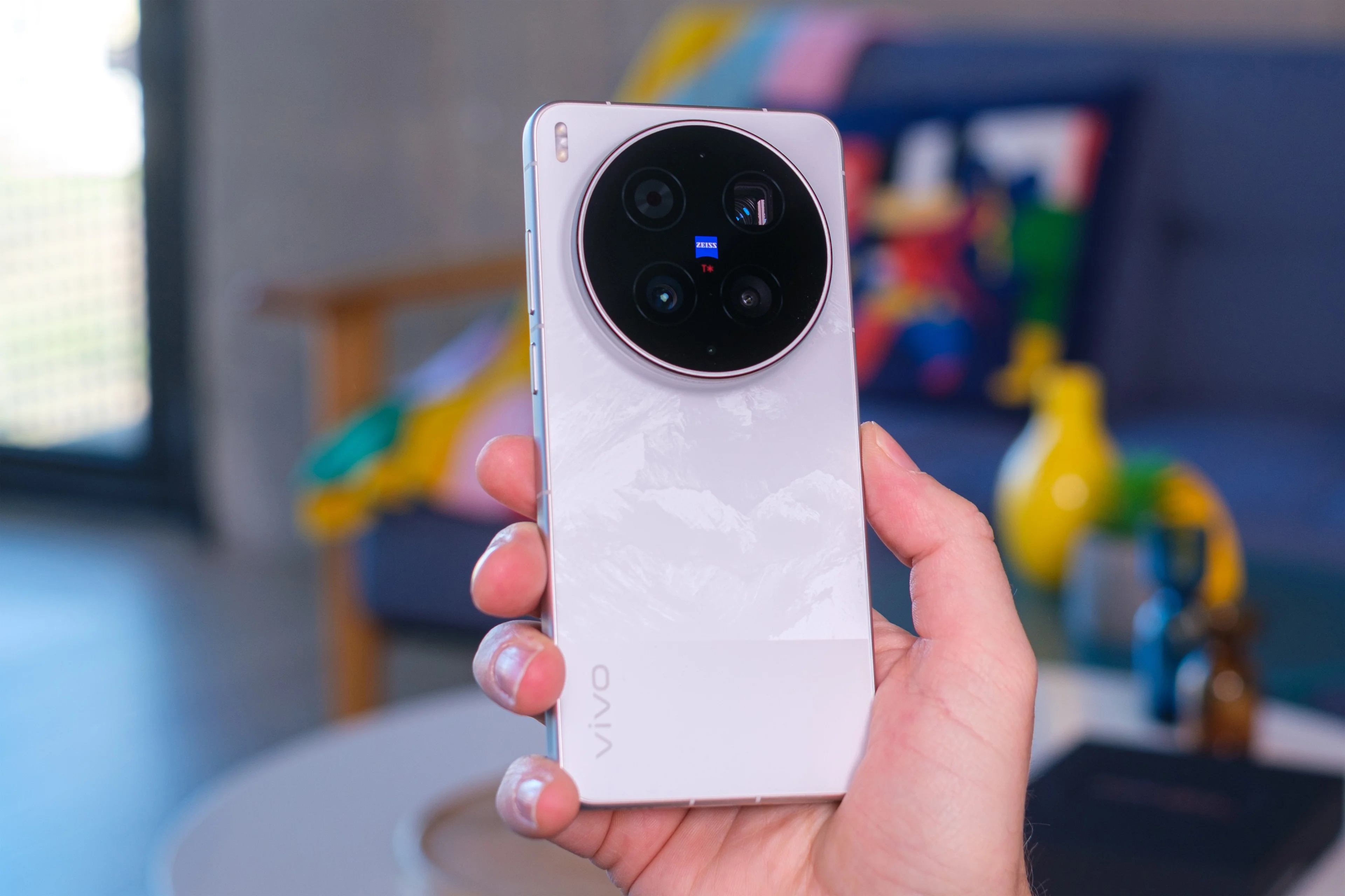 vivo X300 Ultra 接受评测 vivo X300 Ultra 接受评测