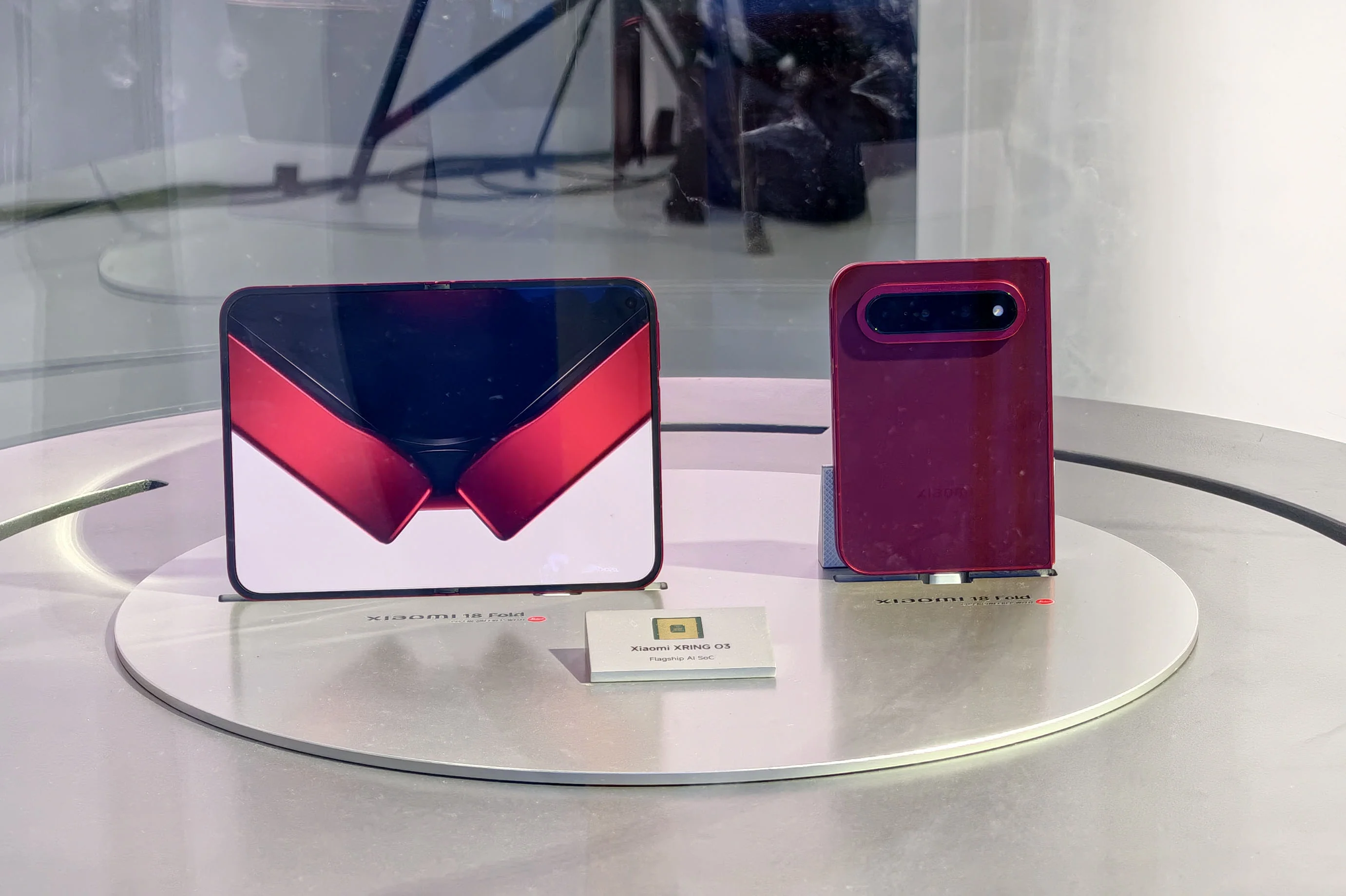 Xiaomi 18 Fold med XRING O3-brikke får en praktisk titt på IFA 2026
