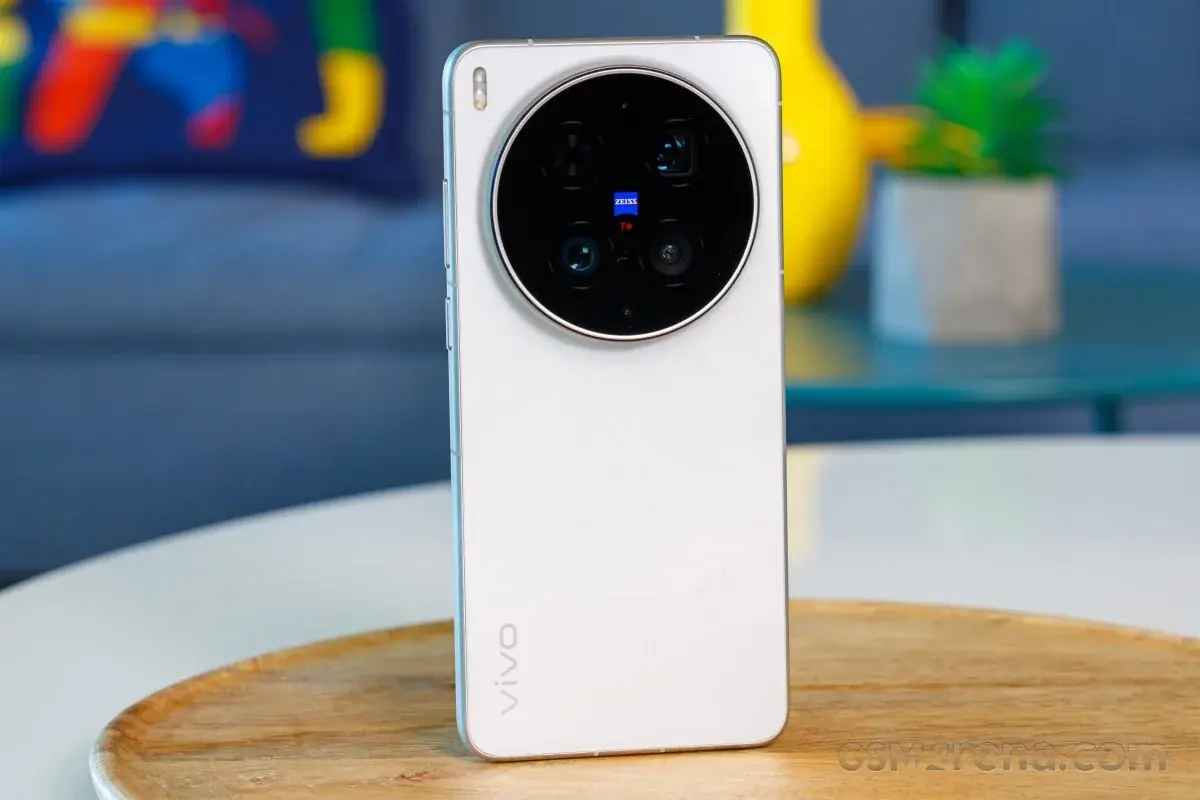 Tipster afferma che Xiaomi 18 Ultra è stato cancellato, i prossimi vivo e Oppo Ultra non diventeranno globali Tipster afferma che Xiaomi 18 Ultra è stato cancellato, i prossimi vivo e Oppo Ultra non diventeranno globali