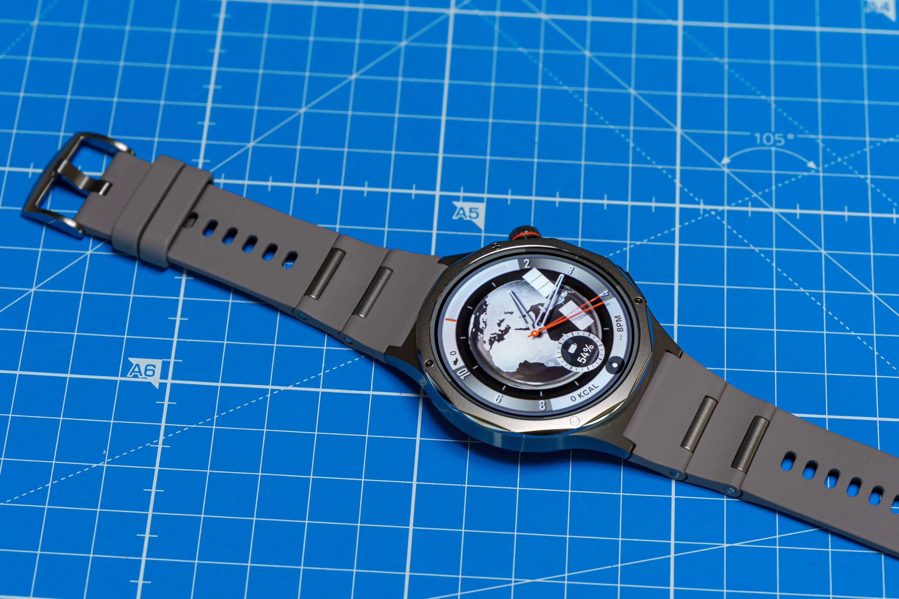 Oppo Watch X3 전면 및 후면